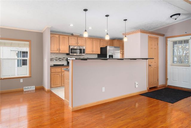 3 Blackbird Street, Tiverton, RI 02878