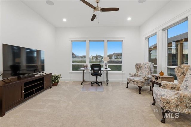 14189 S Florida Ave, Nampa, ID 83651