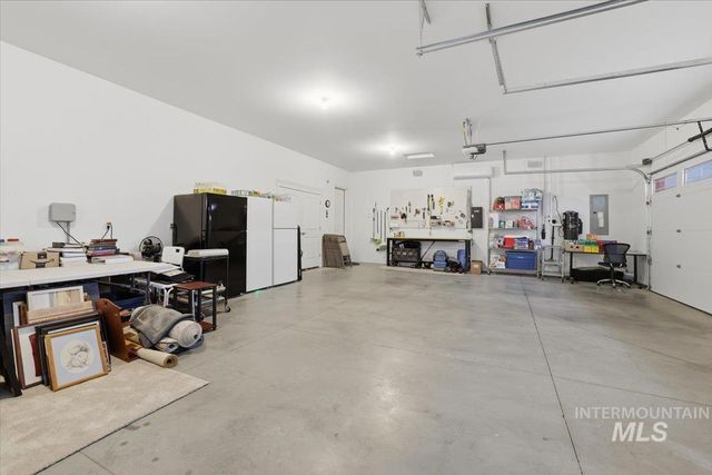 14189 S Florida Ave, Nampa, ID 83651