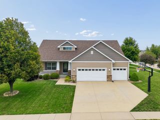 714 NE 45th Court, Ankeny, IA 50021