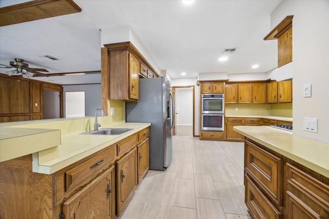 1307 Southern Hills Road, Kingwood, TX 77339