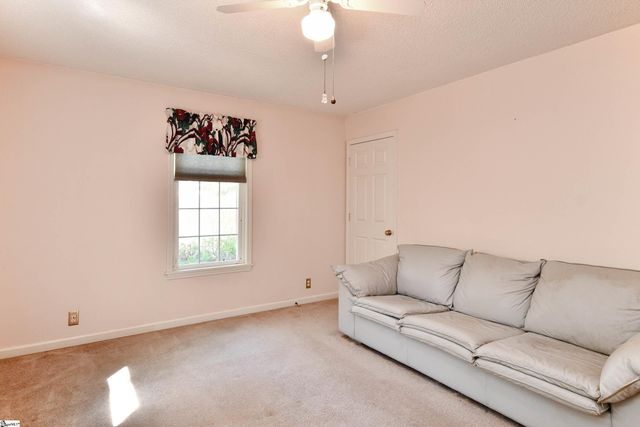125 Fleetwood Drive, Liberty, SC 29657