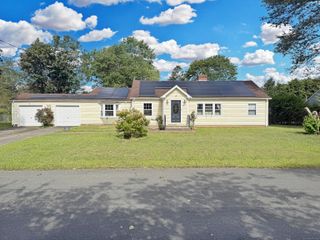 64 Dohm Avenue, Guilford, CT 06437