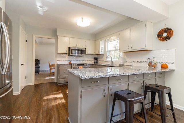 6807 Gettysburg Drive, Sylvania, OH 43560