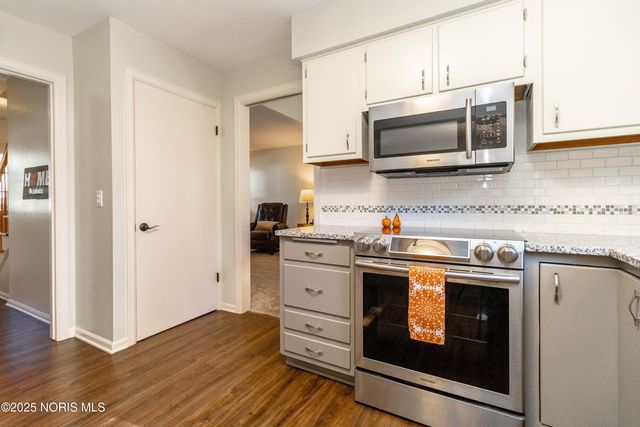 6807 Gettysburg Drive, Sylvania, OH 43560