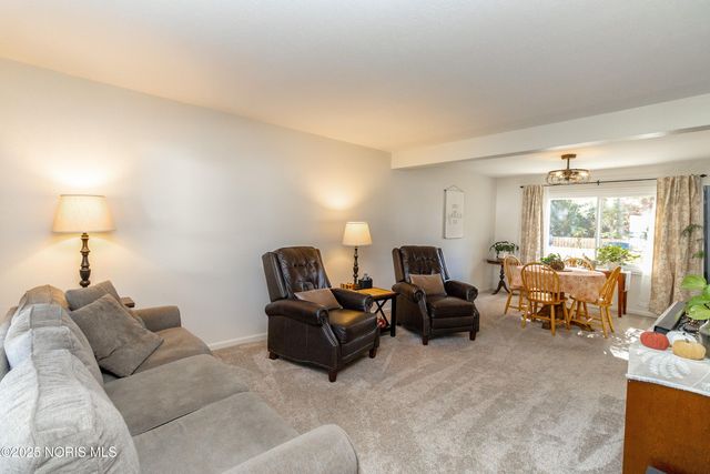 6807 Gettysburg Drive, Sylvania, OH 43560