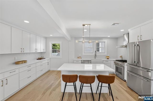 909 Ridgewood Road, Millburn, NJ 07041