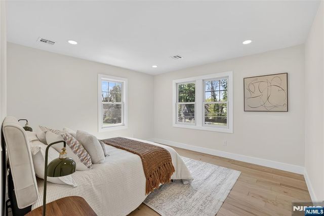 909 Ridgewood Road, Millburn, NJ 07041