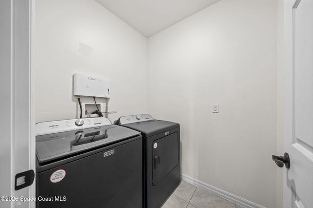 1814 Farmhouse Road SE, Palm Bay, FL 32909