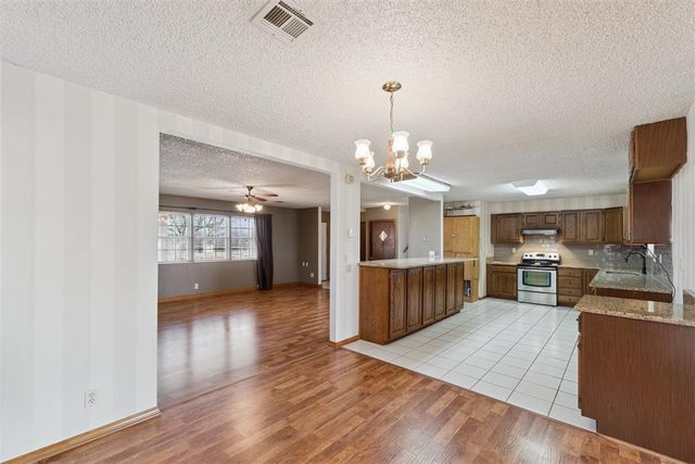 5410 N Porter Avenue, Norman, OK 73071