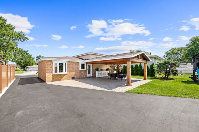 7917 W 81st Street, Bridgeview, IL 60455