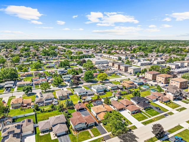 7917 W 81st Street, Bridgeview, IL 60455