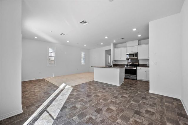 34495 Agave Drive 24111, Winchester, CA 92596