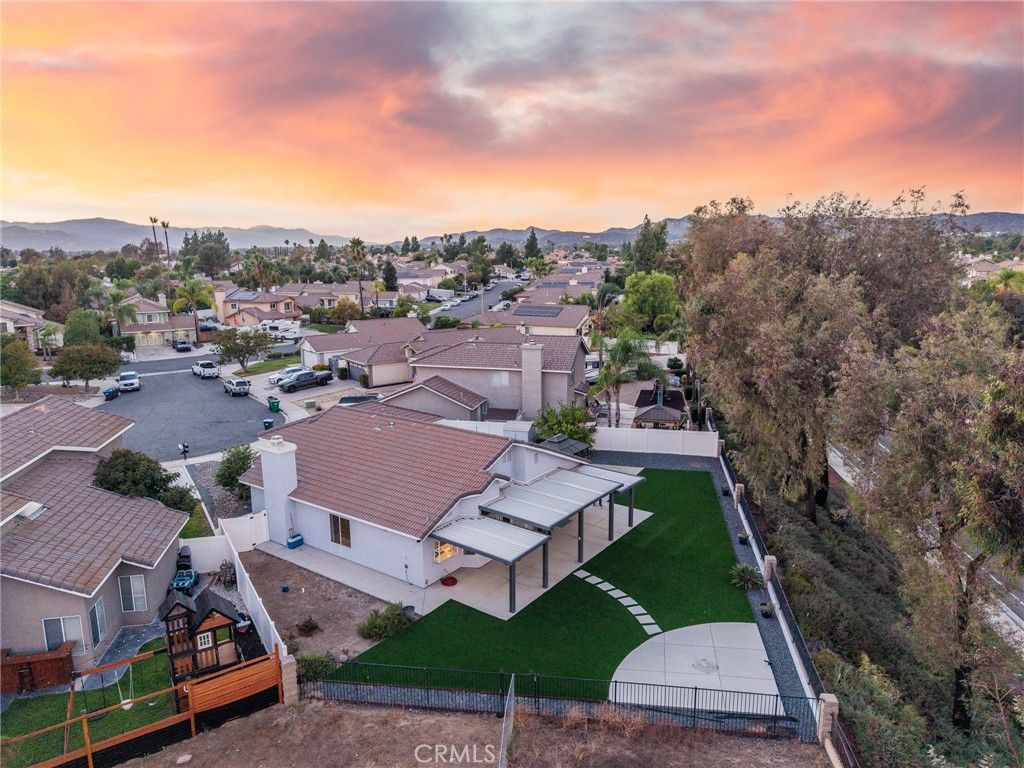 25560 Timbertree Court, Murrieta, CA 92563 — photo 3