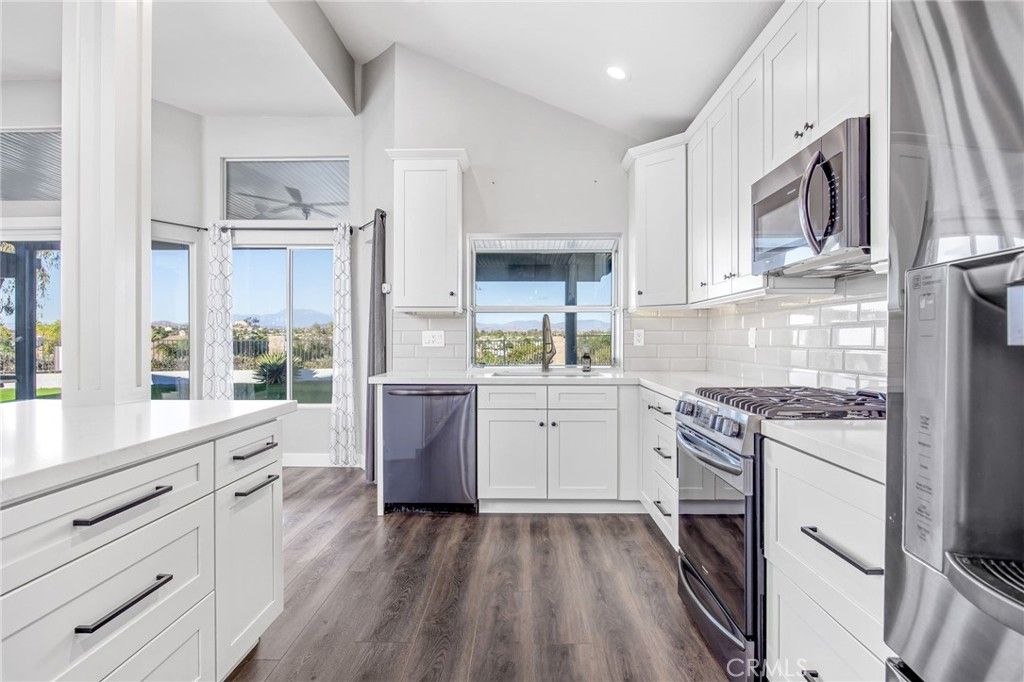 25560 Timbertree Court, Murrieta, CA 92563 — photo 5