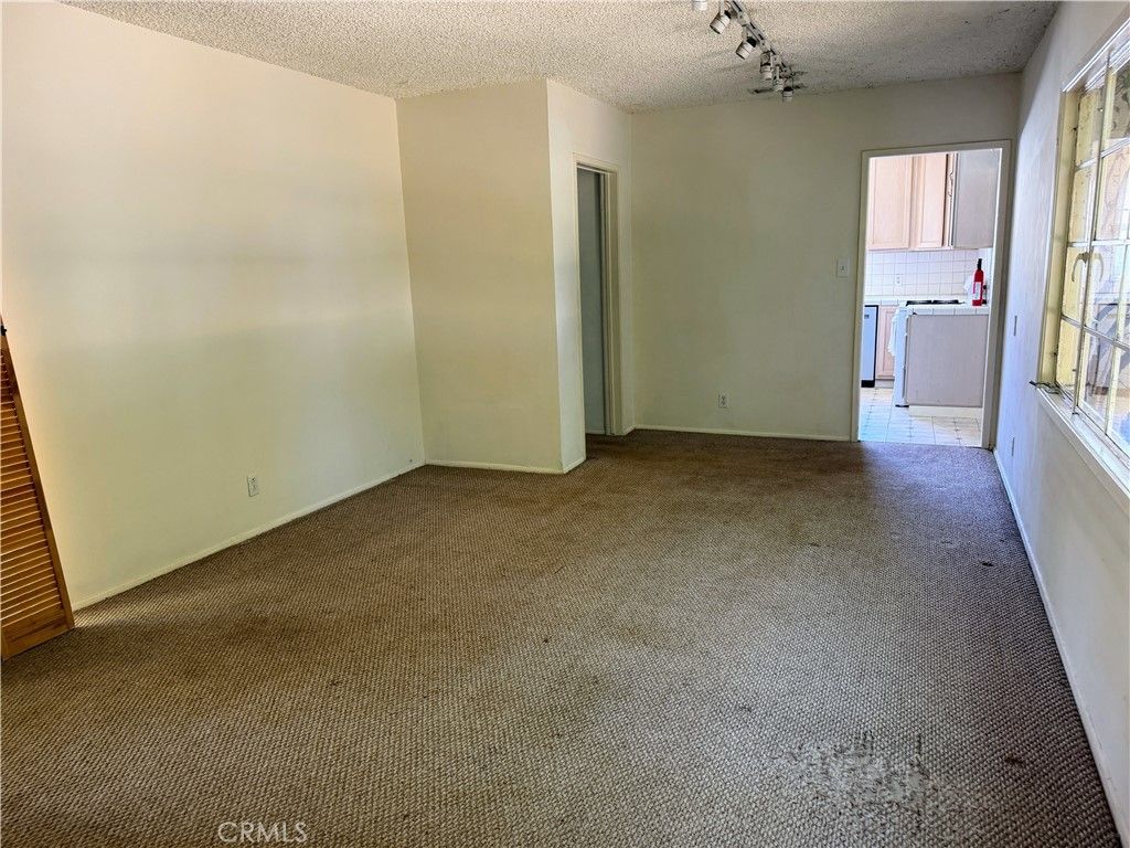 5862 Alonzo, Encino, CA 91316 — photo 5