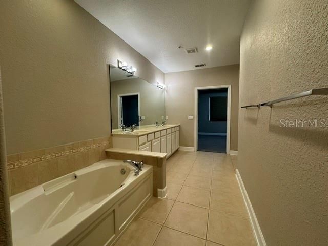 3099 METRO SEVILLA DRIVE 104, Orlando, FL 32835