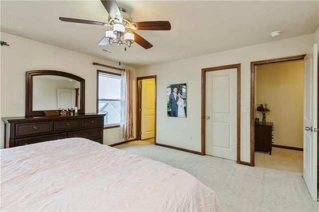 917 35th Street SW, Bondurant, IA 50035