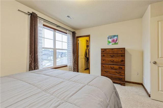 917 35th Street SW, Bondurant, IA 50035