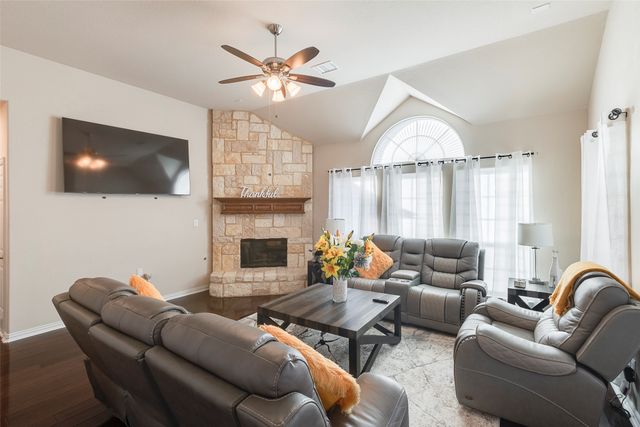 1848 River Run Drive, Desoto, TX 75115