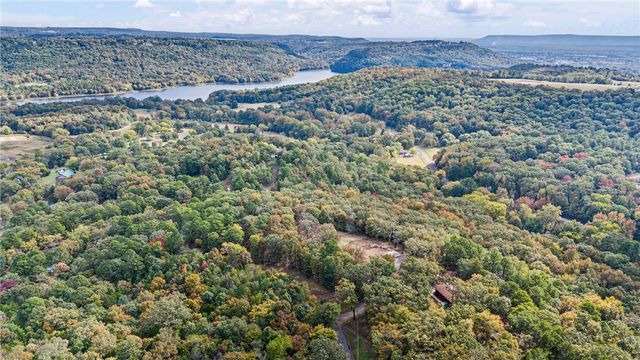 219 Apple Lane, Russellville, AR 72802