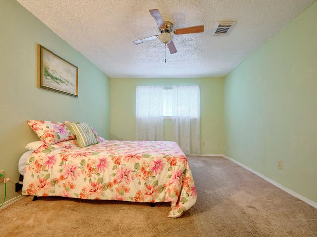 9438 Cedar Point Circle, Houston, TX 77070