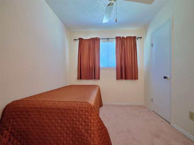 9438 Cedar Point Circle, Houston, TX 77070