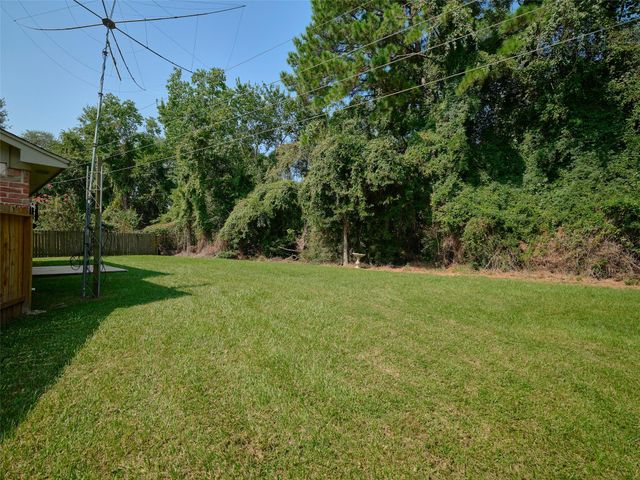9438 Cedar Point Circle, Houston, TX 77070