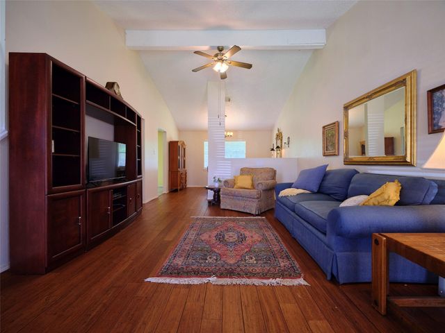 9438 Cedar Point Circle, Houston, TX 77070