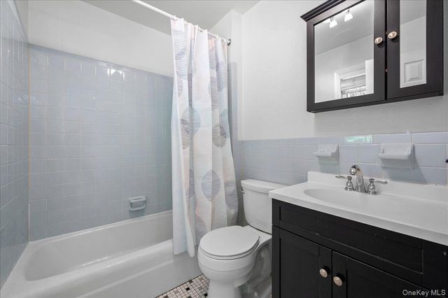 79 N Healy Avenue, Hartsdale, NY 10530