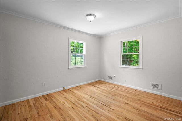 79 N Healy Avenue, Hartsdale, NY 10530