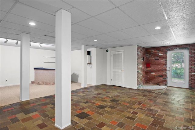79 N Healy Avenue, Hartsdale, NY 10530