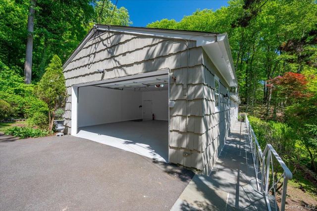79 N Healy Avenue, Hartsdale, NY 10530