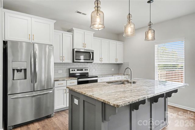 5048 Thomasville Drive, Belmont, NC 28012