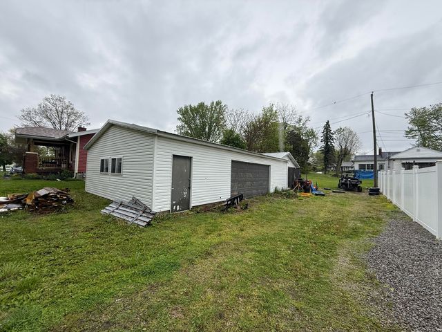 552 E Chillicothe Avenue 552 E Chillicothe Avenue, Bellefontaine, OH 43311