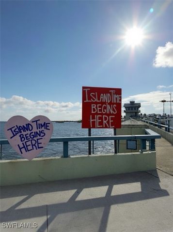 7499 Cares Away Park CIR, Bokeelia, FL 33922