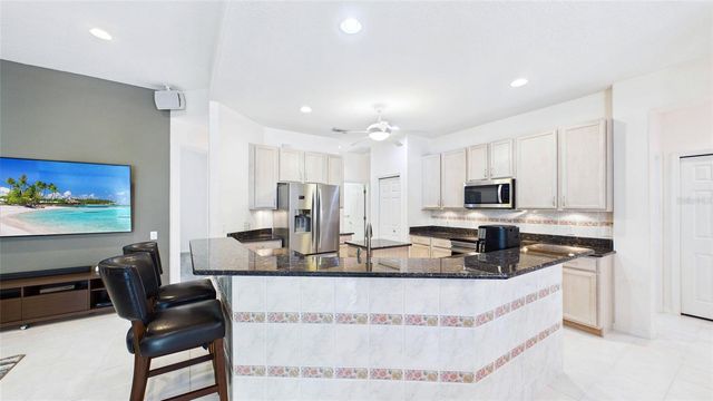 2220 ELIZABETH WAY, Dunedin, FL 34698