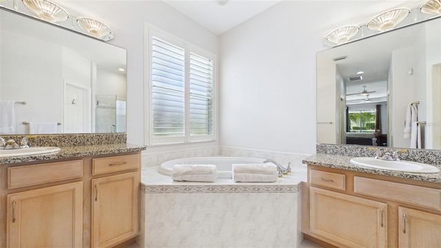 2220 ELIZABETH WAY, Dunedin, FL 34698