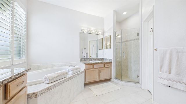 2220 ELIZABETH WAY, Dunedin, FL 34698