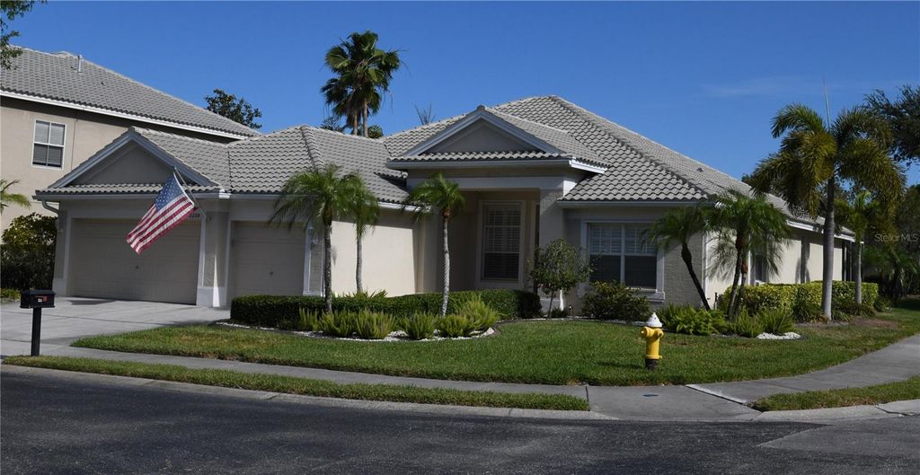 2220 ELIZABETH WAY, Dunedin, FL 34698