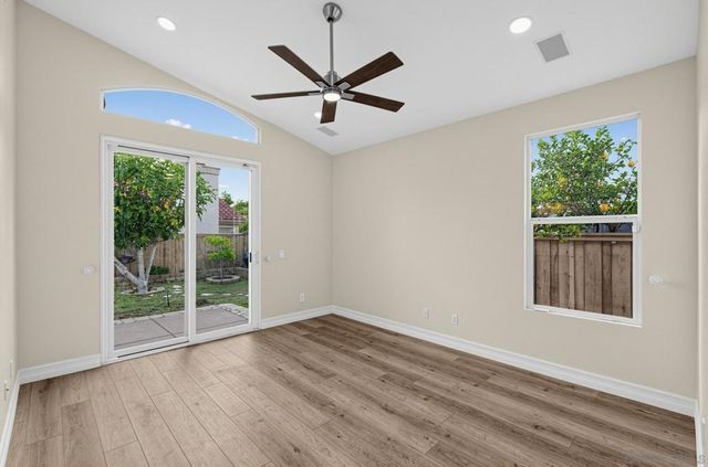 6268 Canyon Bluff Ct, San Diego, CA 92121