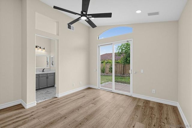 6268 Canyon Bluff Ct, San Diego, CA 92121