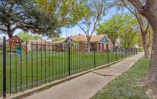 5302 Lindsay Street, Houston, TX 77023