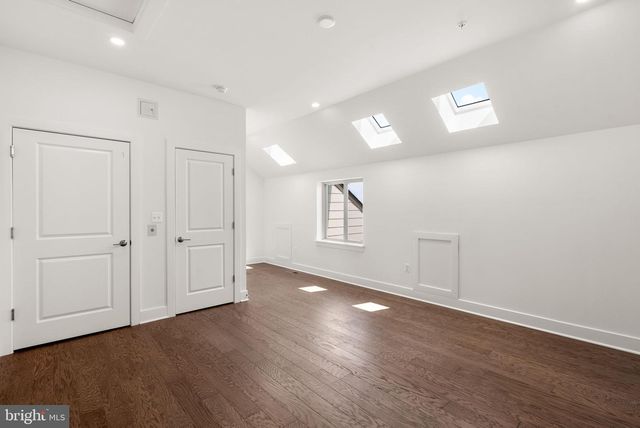 10124 DALMATIAN ST, Rockville, MD 20850