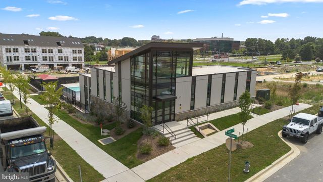 10124 DALMATIAN ST, Rockville, MD 20850