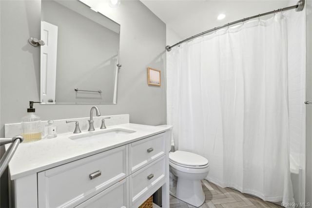 240 Eaton Lane, West Islip, NY 11795