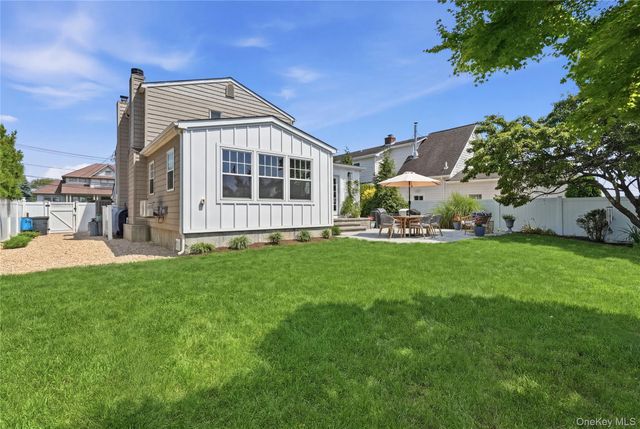 240 Eaton Lane, West Islip, NY 11795