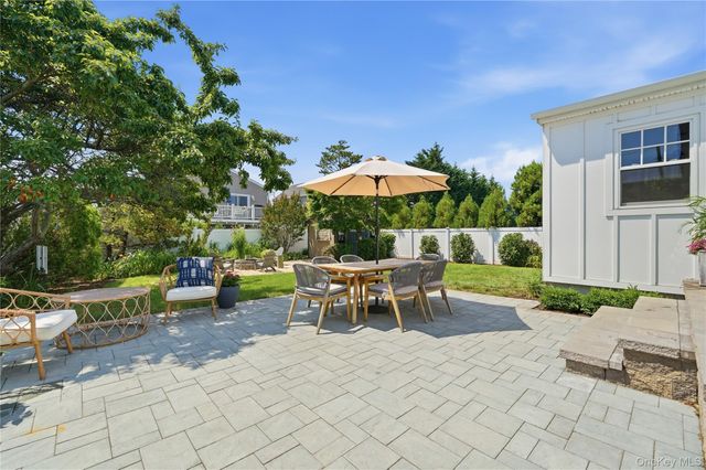 240 Eaton Lane, West Islip, NY 11795