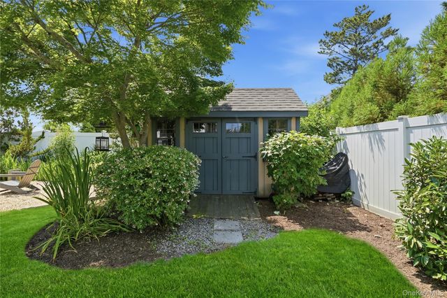 240 Eaton Lane, West Islip, NY 11795