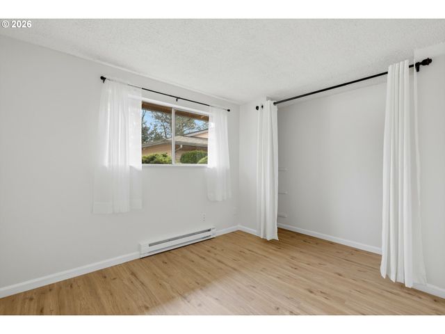 1267 Ne 183RD Ave, Portland, OR 97230